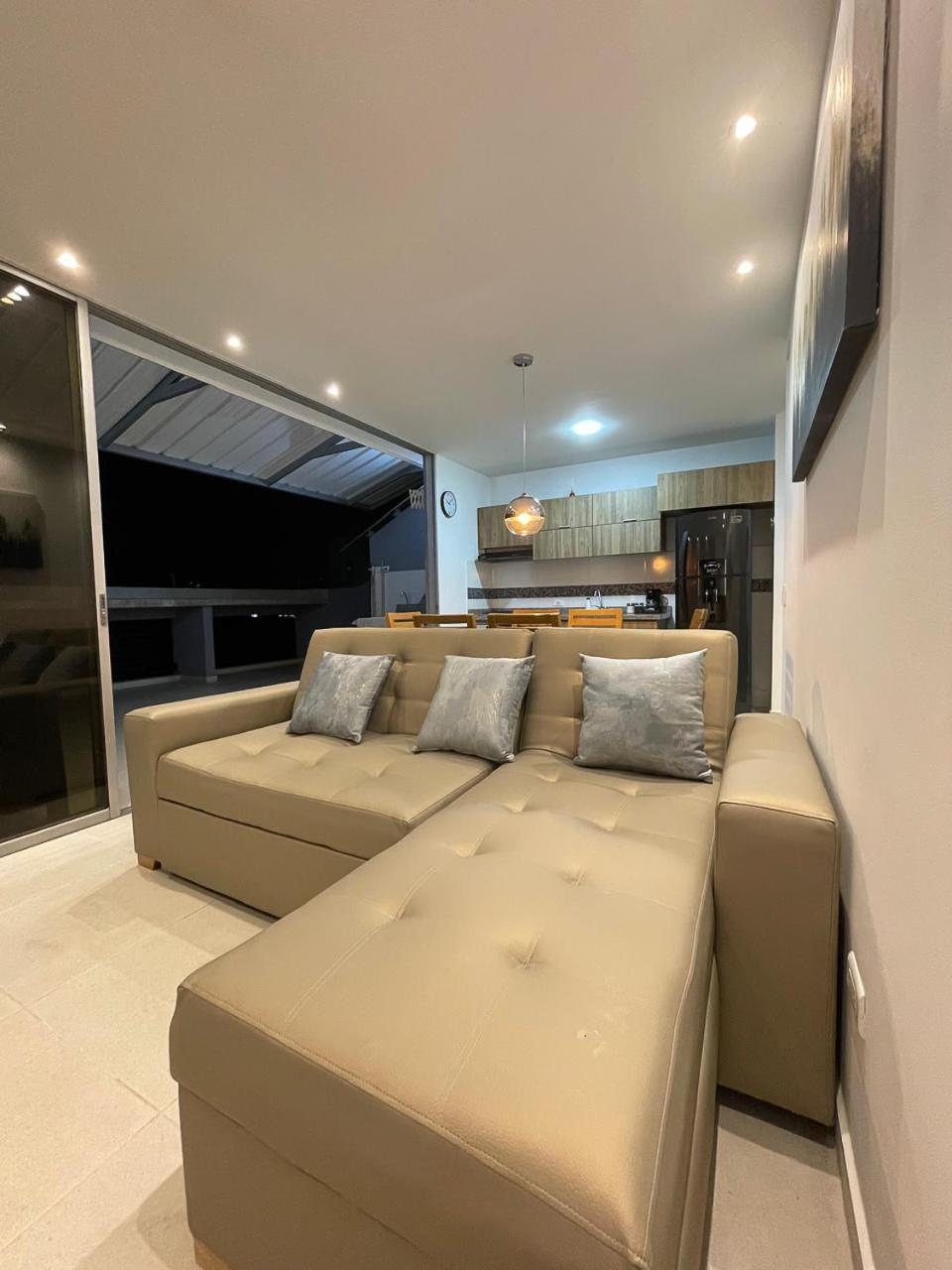 601s Penthouse Moderno Con Parqueo Incluido Ibague