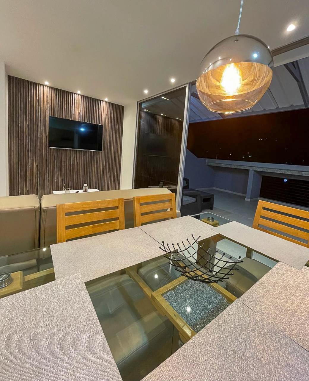 601s Penthouse Moderno Con Parqueo Incluido Apartment