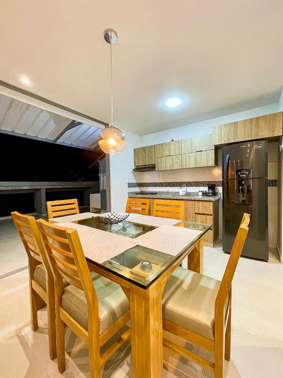 Apartment 601s Penthouse Moderno Con Parqueo Incluido