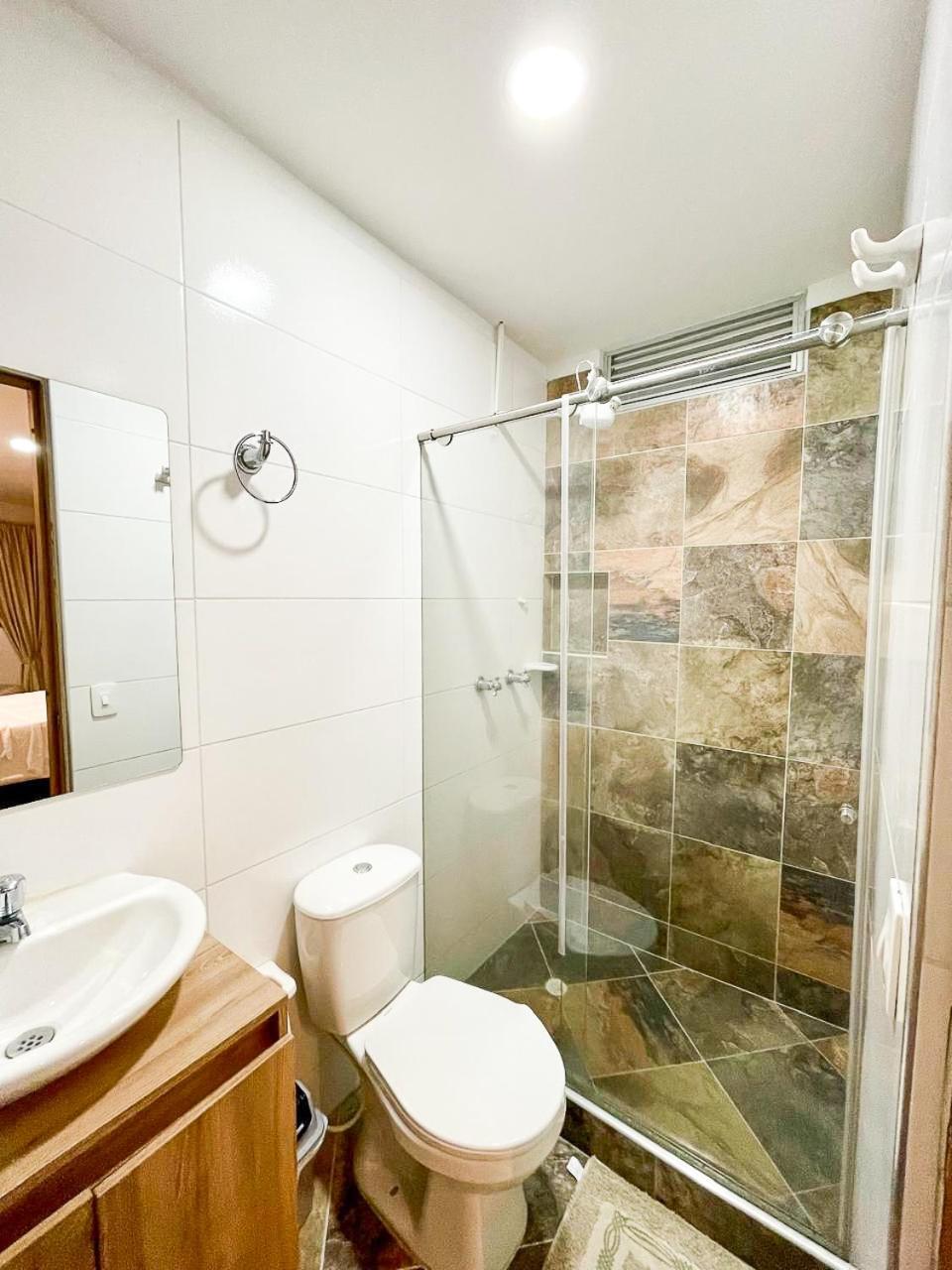 Apartment 601s Penthouse Moderno Con Parqueo Incluido